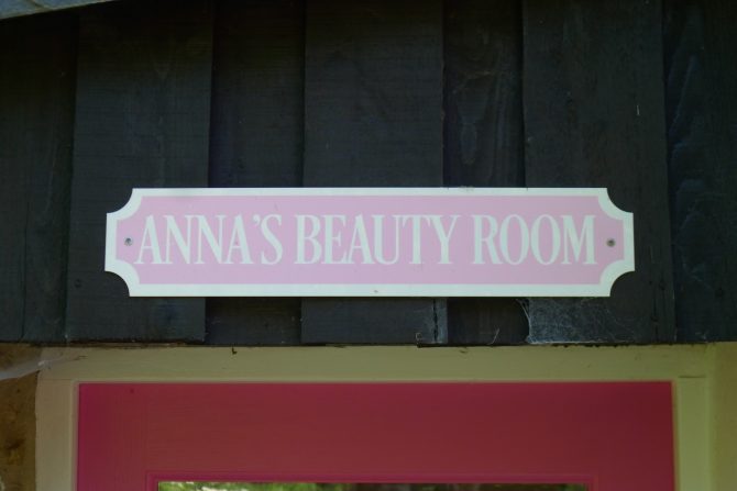 Anna's Beauty Room